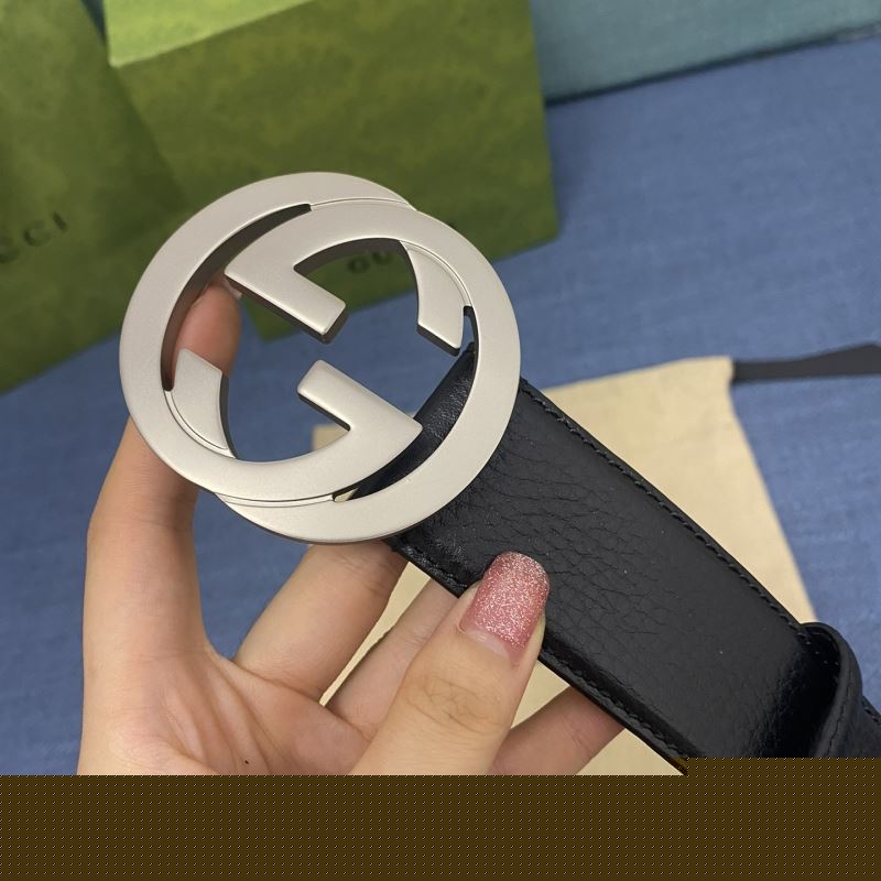 G*u*i belts